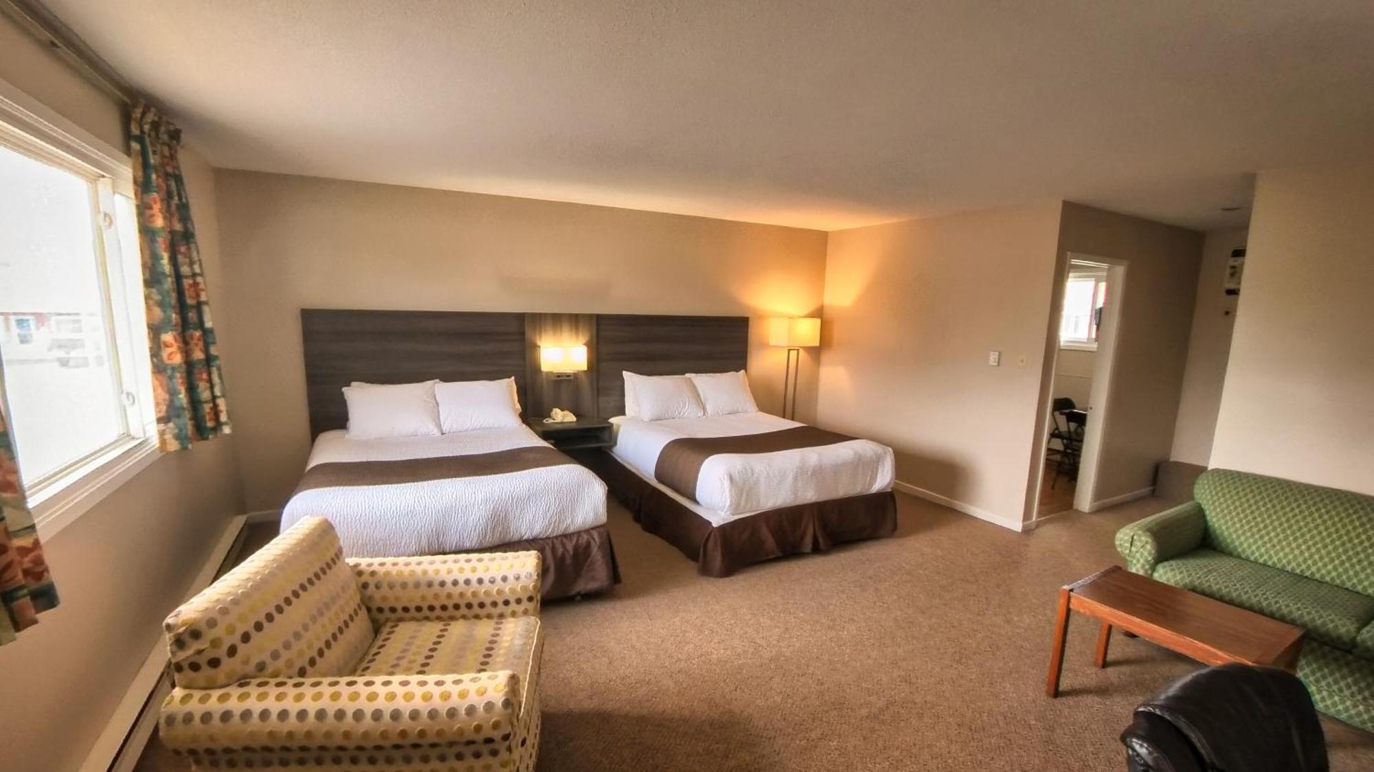 Maple Leaf Inn & Suites Kincardine Exteriör bild