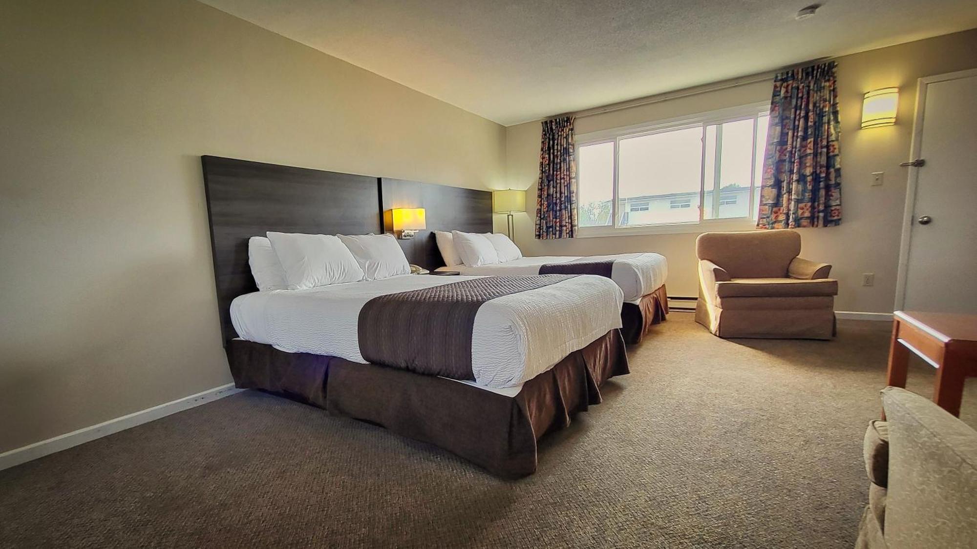 Maple Leaf Inn & Suites Kincardine Exteriör bild